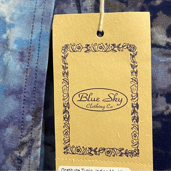 Blue Sky Clothing Co. Women Bamboo, Lycra blue pattern tunic. Size 2X. NWT. - Picture 7 of 9